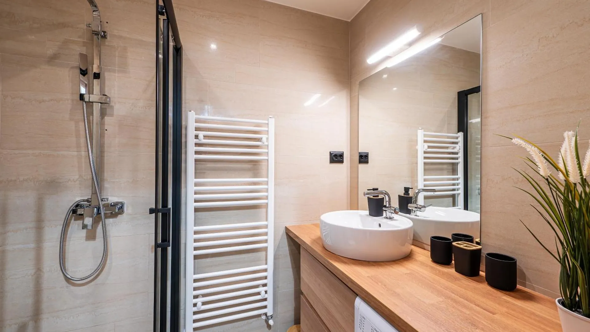 V531 Elitehost Voeroesmarty Apartment Budapest Hungary